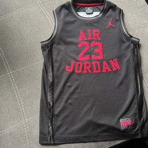 Boy’s Air Jordan basketball ball jersey